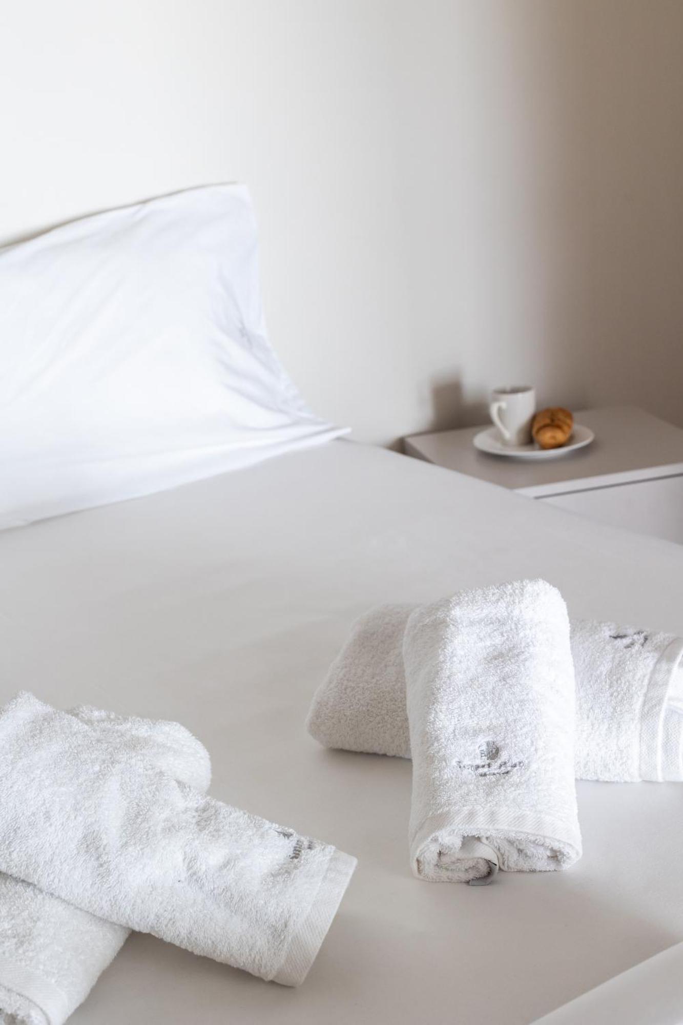 Harmonia Minimal Apartments Thessaloníki Eksteriør bilde